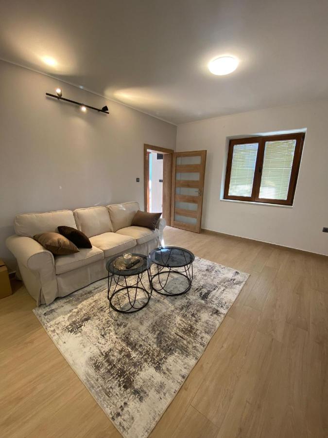 Apartmani Cvita Nevidane Екстер'єр фото